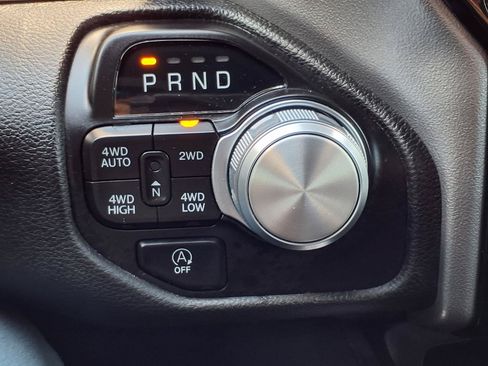 Used 2024 RAM 1500 Laramie AWD/4WD image 14