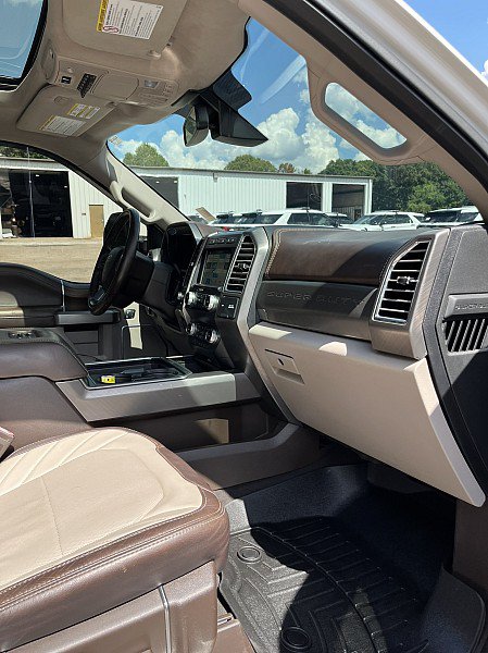 Used 2019 Ford F350 Limited w/ FX4 Off-Road Package AWD/4WD image 15