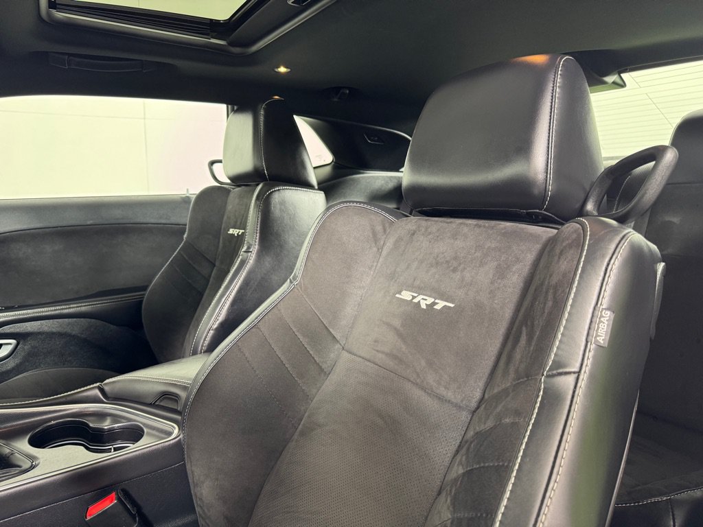 Used 2015 Dodge Challenger SRT w/ Technology Group RWD image 13