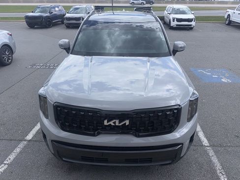 Used 2024 Kia Telluride EX X-Line AWD/4WD image 2