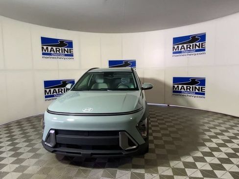 Used 2025 Hyundai Kona SEL FWD image 5