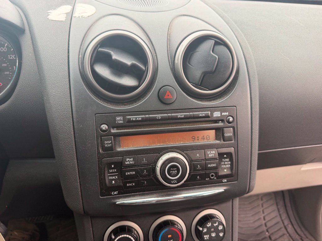 Used 2013 Nissan Rogue S AWD/4WD image 7