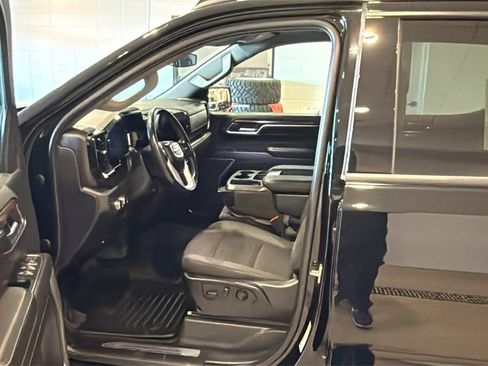 Used 2022 GMC Sierra 1500 Elevation image 22