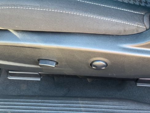 Used 2023 Dodge Challenger SXT w/ Blacktop Package image 19