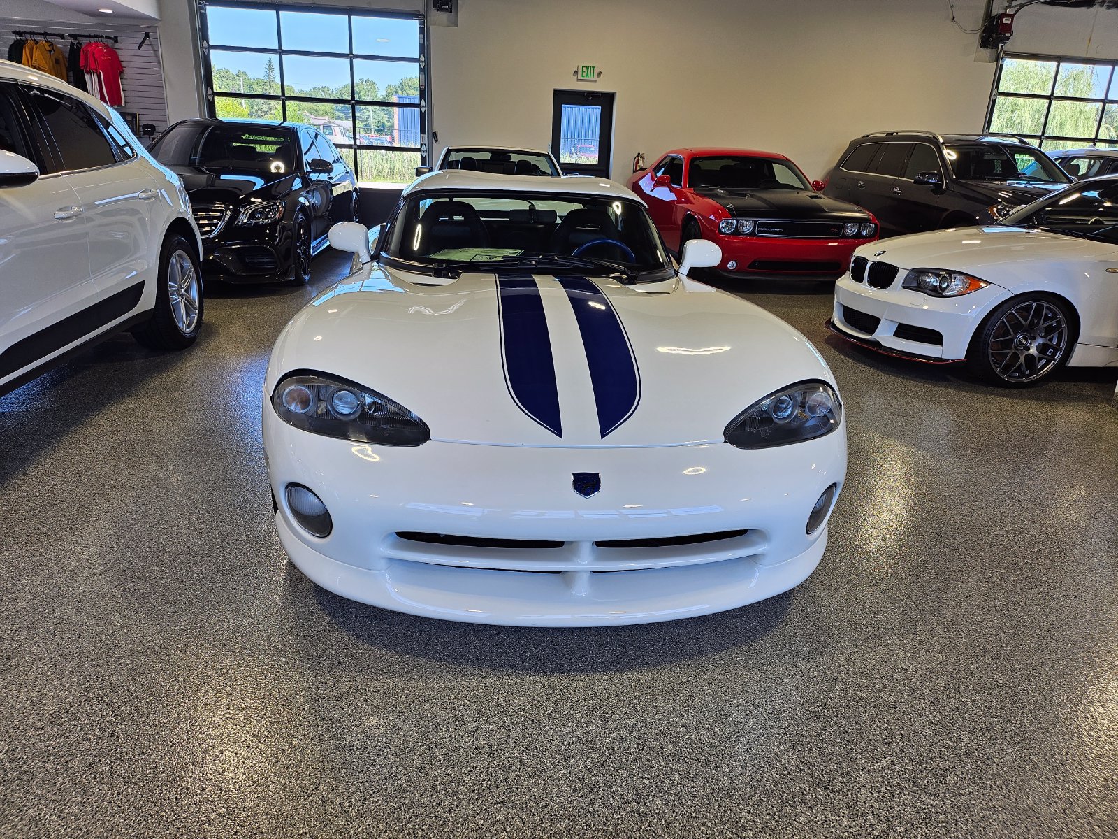 Used 1996 Dodge Viper RT/10 RWD image 3