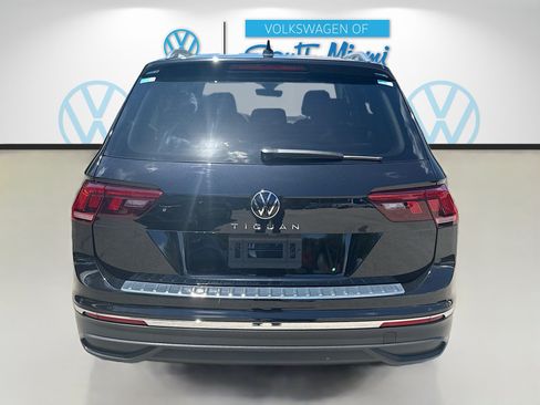 Used 2024 Volkswagen Tiguan Wolfsburg Edition FWD image 6