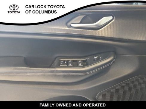 Used 2023 Jeep Grand Cherokee L Laredo AWD/4WD image 11