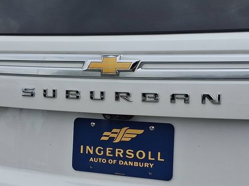 Used 2021 Chevrolet Suburban High Country w/ Premium Package AWD/4WD image 36