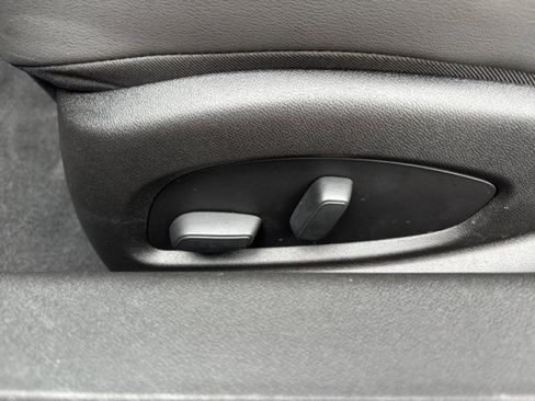 Used 2018 Chevrolet Camaro SS image 12