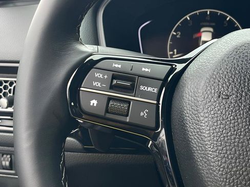 Used 2025 Honda Civic Sport image 22