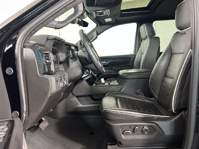 Used 2025 GMC Sierra 2500 AT4X AWD/4WD image 11