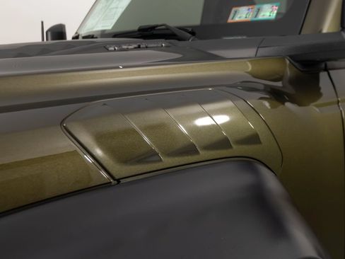 Used 2024 Ford Bronco Raptor w/ Interior Carbon Fiber Pack 6 AWD/4WD image 47