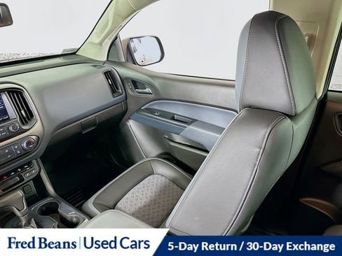 Used 2021 Chevrolet Colorado Z71 AWD/4WD image 31