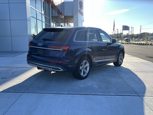 Used 2020 Audi Q7 2.0T Premium AWD/4WD image 3
