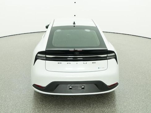 New 2026 Toyota Prius SE image 32