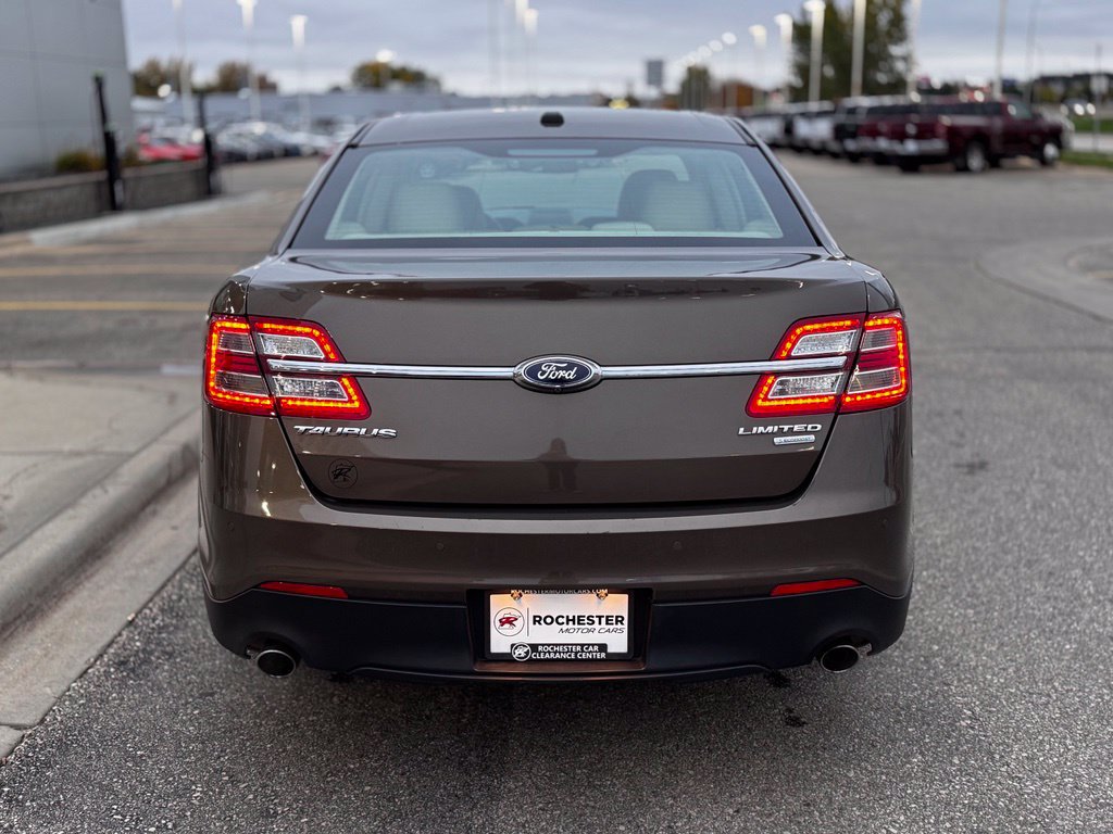 Used 2015 Ford Taurus Limited w/ Equipment Group 301A FWD image 51