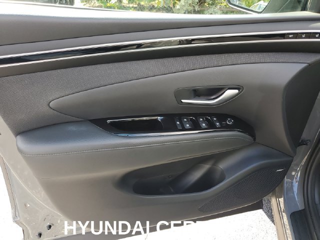Certified 2024 Hyundai Tucson Limited FWD image 9