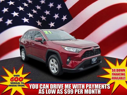 Used 2021 Toyota RAV4 XLE image 1