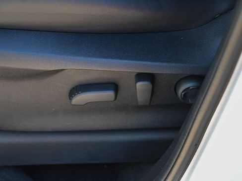 New 2025 Subaru Crosstrek 2.5i Limited image 16