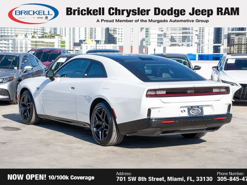 Used 2024 Dodge Charger R/T w/ Plus Group image 7