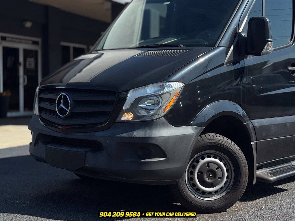 Used 2017 Mercedes-Benz Sprinter 3500 image 2