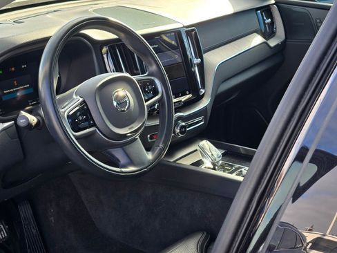 Used 2022 Volvo XC60 T8 Inscription w/ Advanced Package image 23