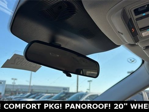 New 2025 Ford Explorer Active w/ Active Comfort Package image 21