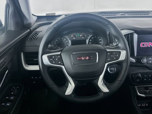 Used 2023 GMC Terrain SLT w/ Tech Package image 17