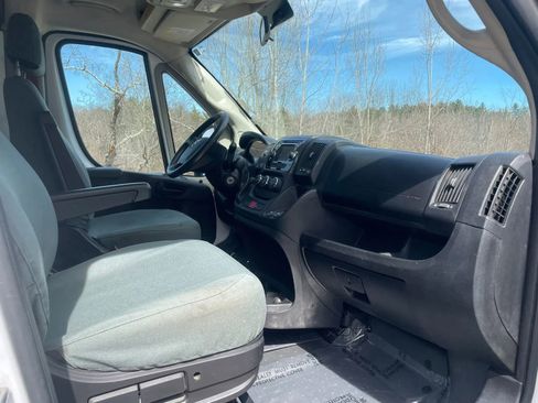 Used 2017 RAM ProMaster 2500 w/ Mopar Trailer Tow Group image 25