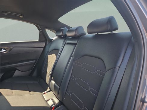 Used 2024 Kia Forte GT-Line w/ GT-Line Premium Package image 26