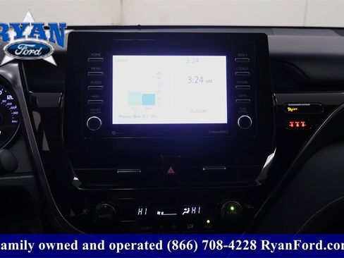 Used 2024 Toyota Camry SE image 22