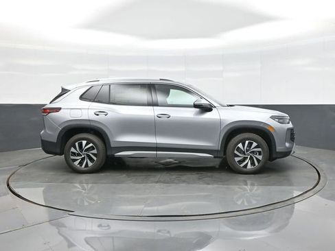 New 2026 Volkswagen Tiguan S AWD/4WD image 8