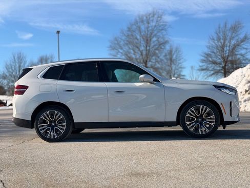 New 2026 BMW X3 xDrive30 w/ Premium Package image 7