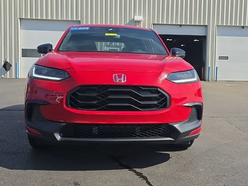 Certified 2025 Honda HR-V Sport image 2
