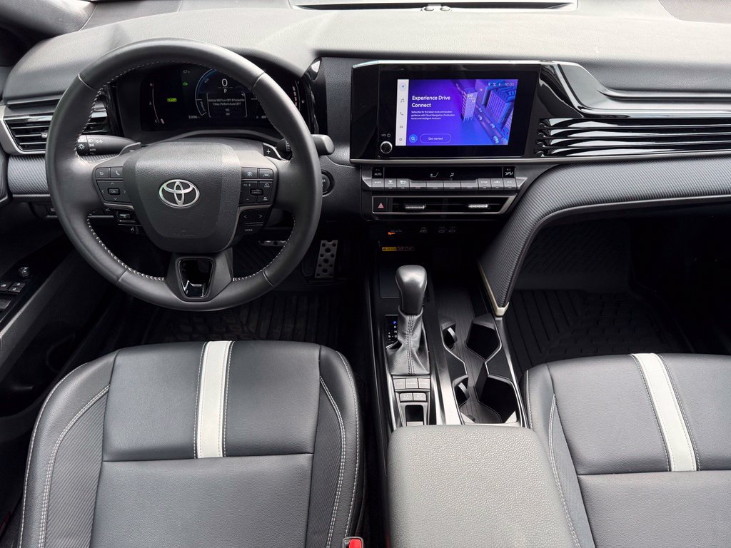Certified 2025 Toyota Camry SE FWD image 17
