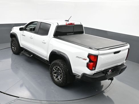 Used 2026 Chevrolet Colorado ZR2 w/ Technology Package image 34