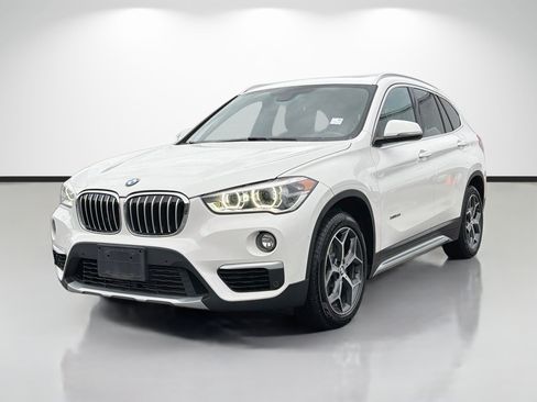 Used 2017 BMW X1 xDrive28i AWD/4WD image 7