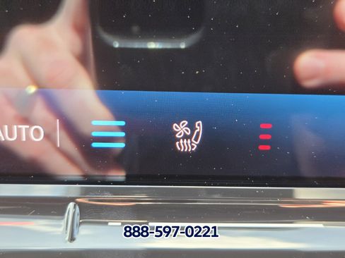 New 2026 Volkswagen Tiguan SEL R-Line AWD/4WD image 16