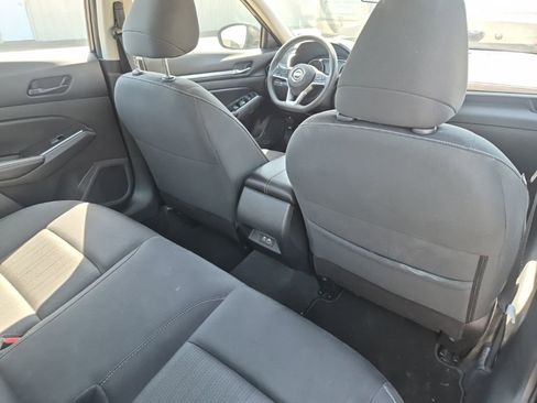 Used 2023 Nissan Altima 2.5 SV image 14