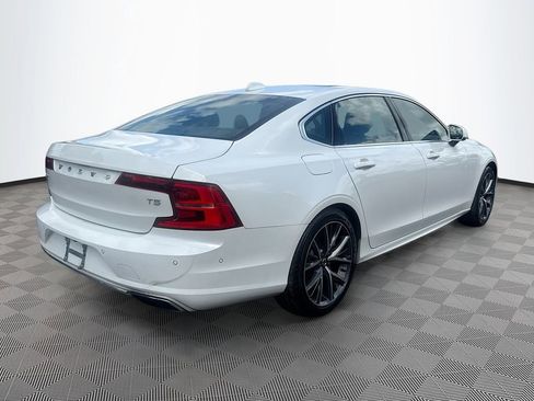 Used 2019 Volvo S90 T5 Momentum FWD image 6