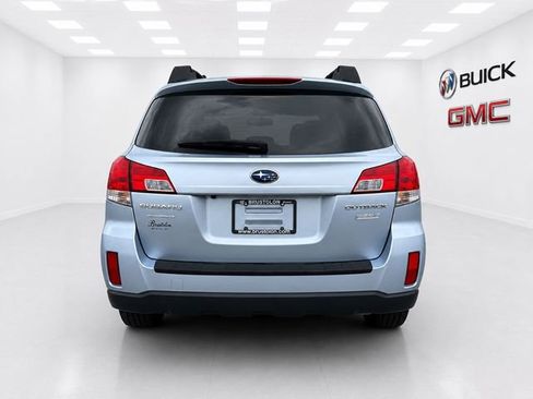 Used 2014 Subaru Outback 2.5i Premium w/ Moonroof Package AWD/4WD image 8