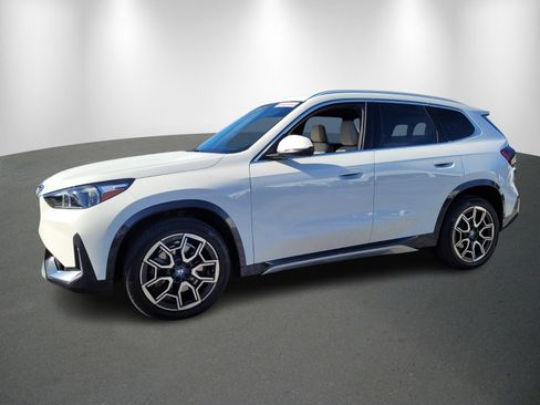 New 2025 BMW X1 xDrive28i w/ Technology Package image 3