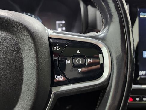 Used 2018 Volvo S90 T5 Momentum w/ Protection Package image 33