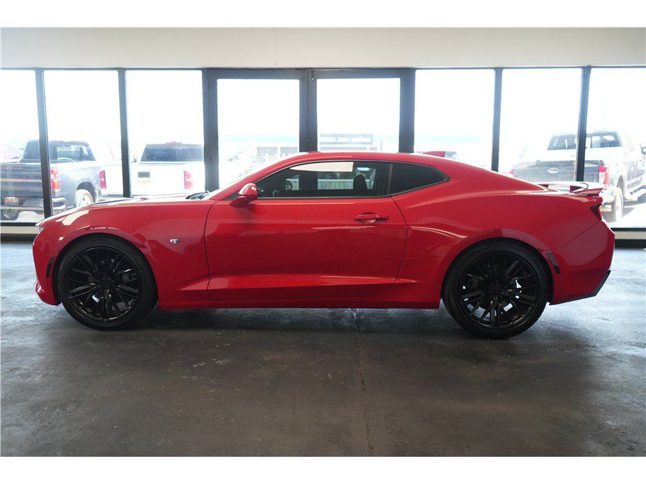 Used 2017 Chevrolet Camaro SS RWD image 4