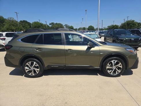 Used 2022 Subaru Outback Limited w/ Popular Package #2 AWD/4WD image 2