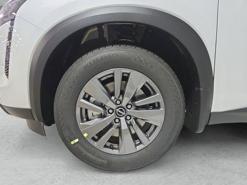 New 2026 Nissan Pathfinder SV image 23