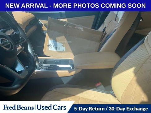 Used 2023 Nissan Sentra SV w/ SV Premium Package FWD image 9