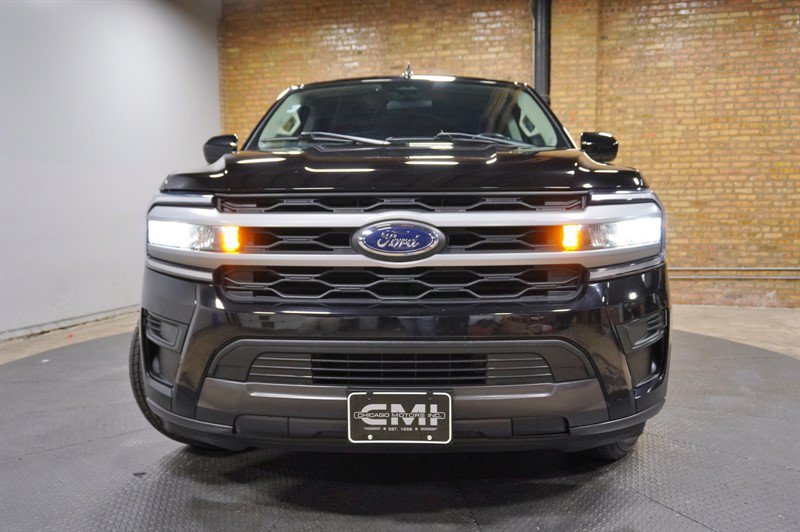 Used 2022 Ford Expedition XL AWD/4WD image 4
