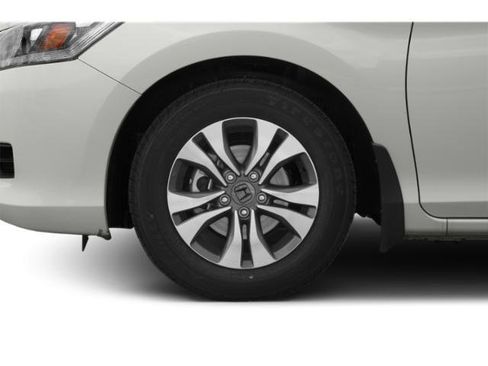 Used 2013 Honda Accord LX image 9