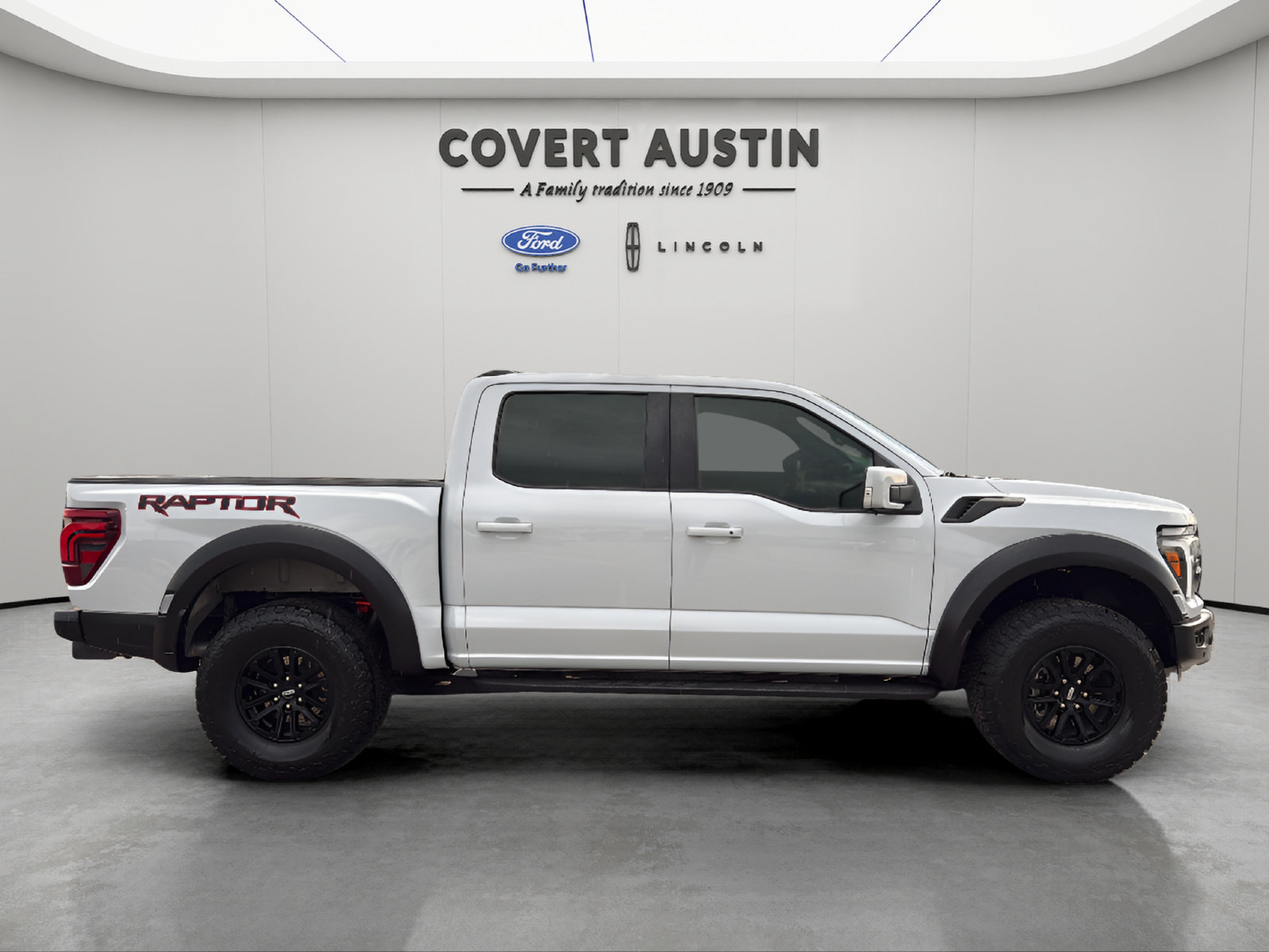 Used 2025 Ford F150 Raptor AWD/4WD image 12